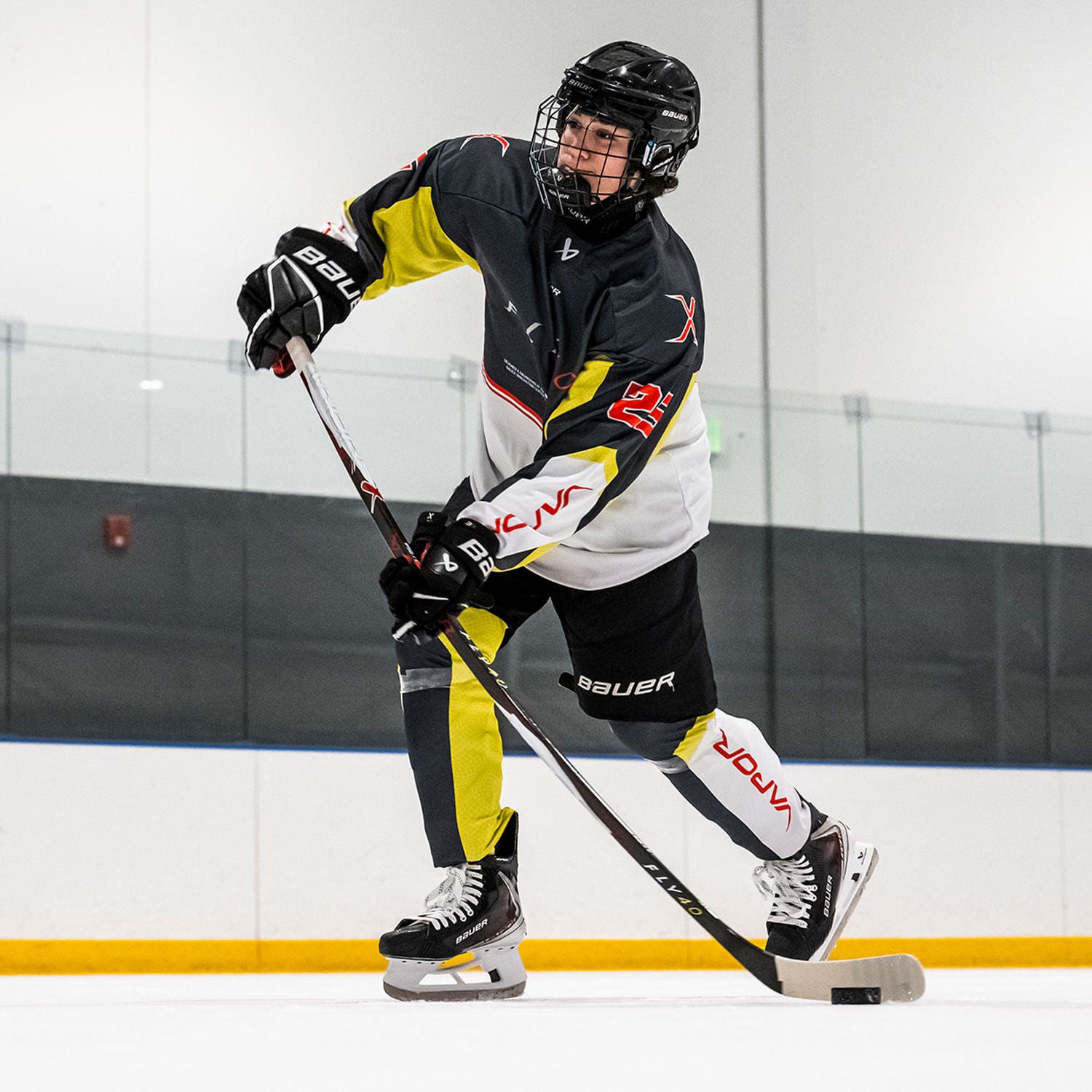 Bauer Hockey Unisex S25 Vapor Fly40 Grp-87 Ice Hockey Sticks in Black Color