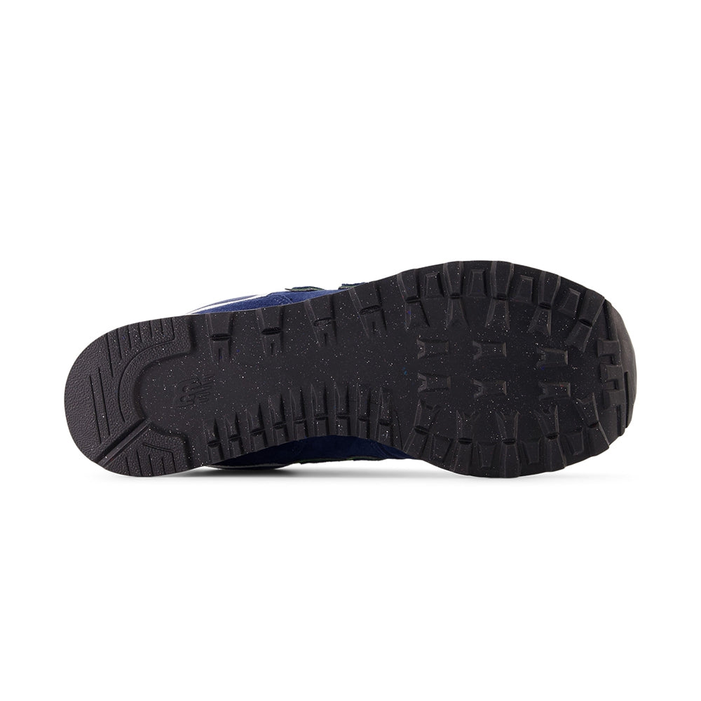 New Balance Unisex 574 Sneakers in Blue Color