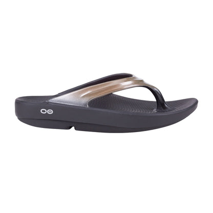 Oofos Unisex Oofos Oolala Luxe Sandal Footwear Accessories in Black Color