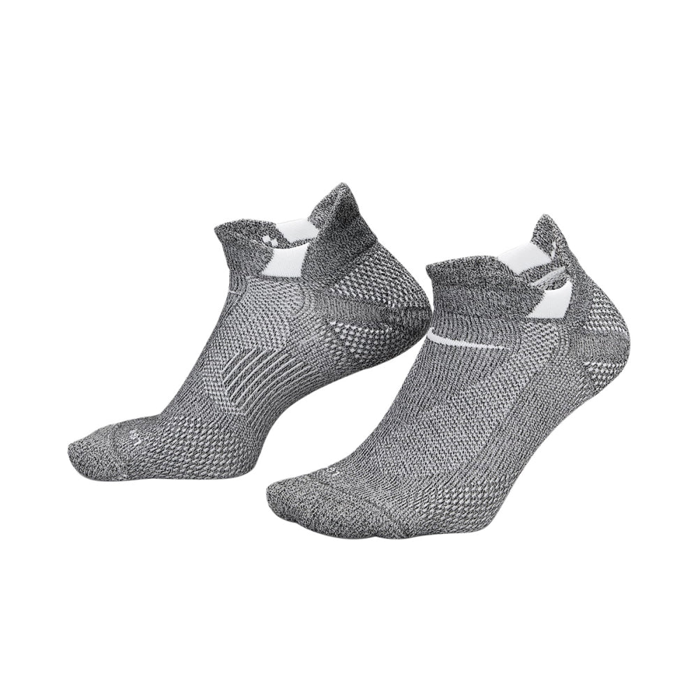 Nike Unisex Un Nike Fast Lwt Noshow Socks in Grey Color