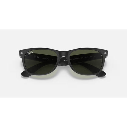 Ray Ban New Wayfarer Rubber Black Accessories in Green Color