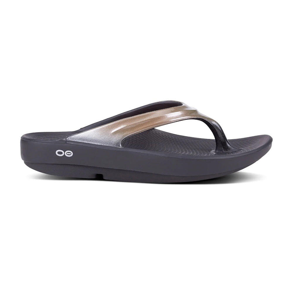 Oofos Unisex Oofos Oolala Sandals Footwear Accessories in White Color