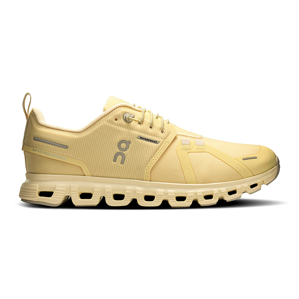On Womens Cloud 6 Wp W Sneakers in Orange Color