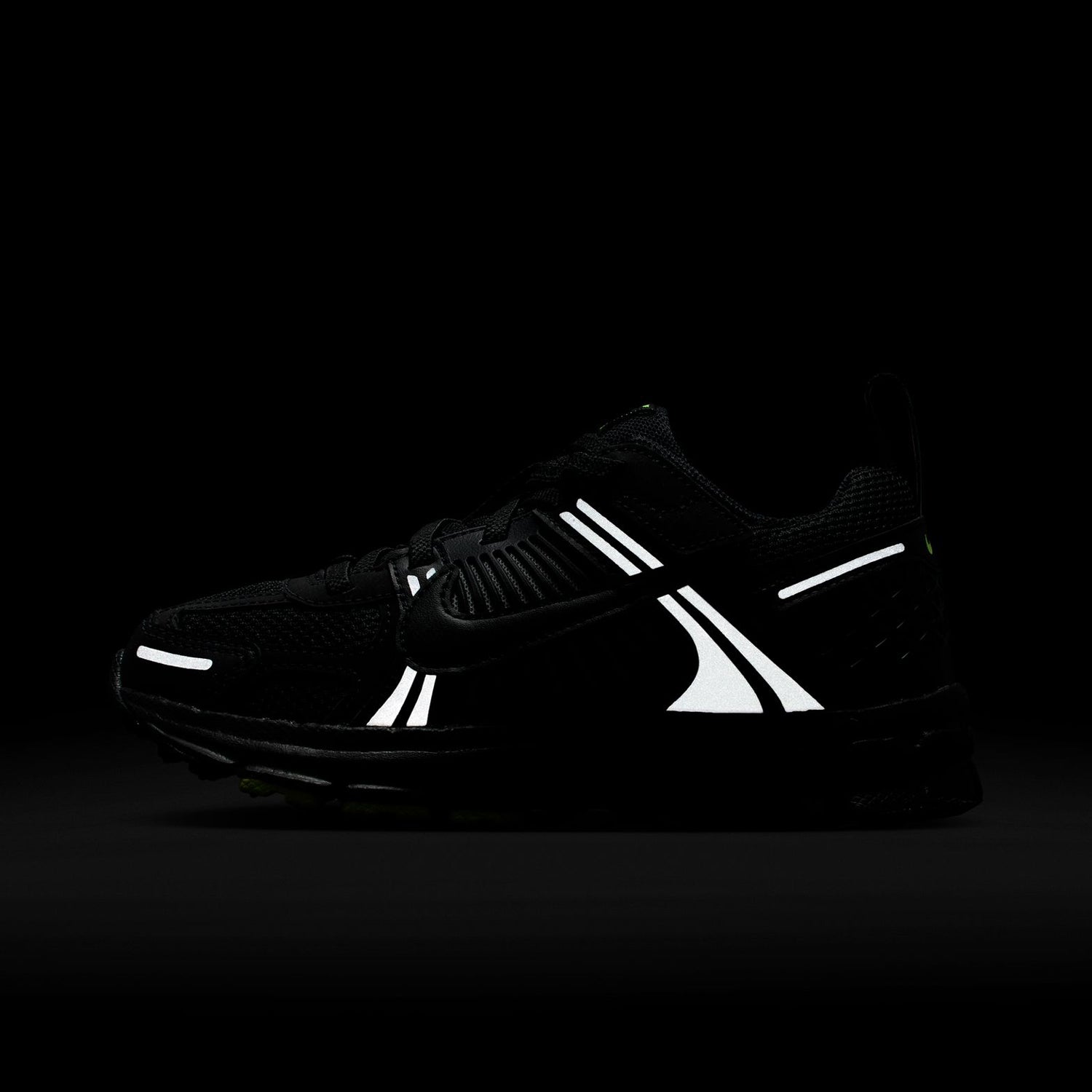 NIKE VOMERO 5 | 009 BLACK/