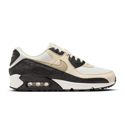 Nike Mens Nike Air Max 90 Sneakers in Black Color