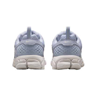 NIKE VOMERO 5 | 014 GHOST