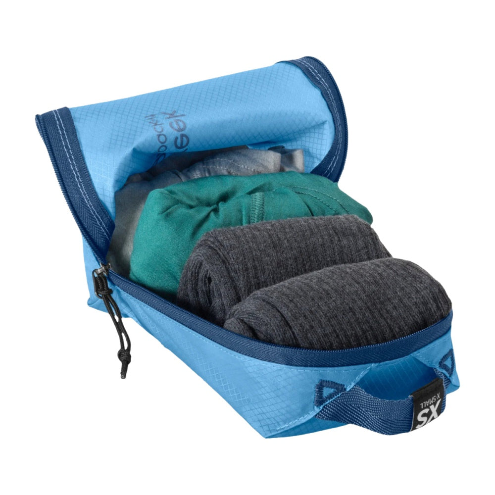 Eagle Creek Pack-It Isolate Cube Travel Accessories in Blue Color