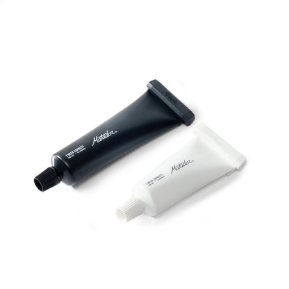 REFILLABLE TOOTHPASTE | BLACK/WHIT