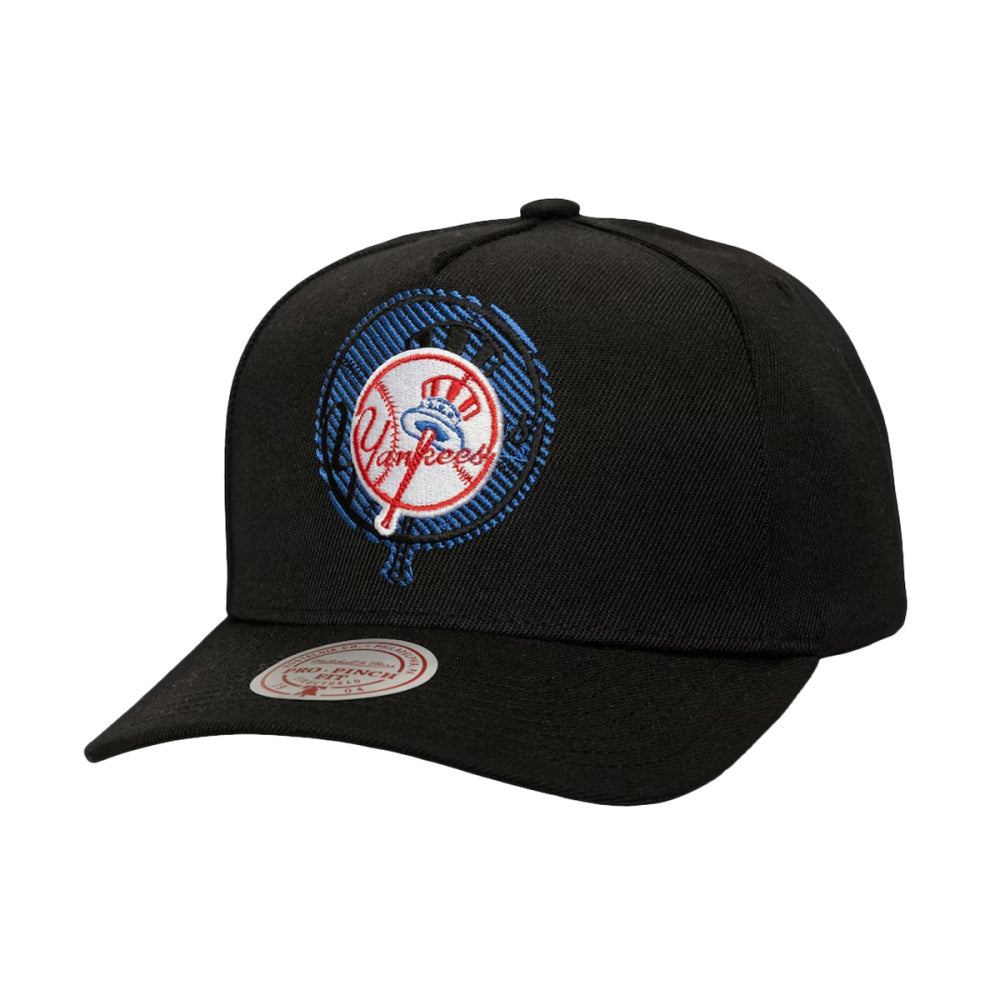 NYY TILTED PRO SNAPBACK | BLACK