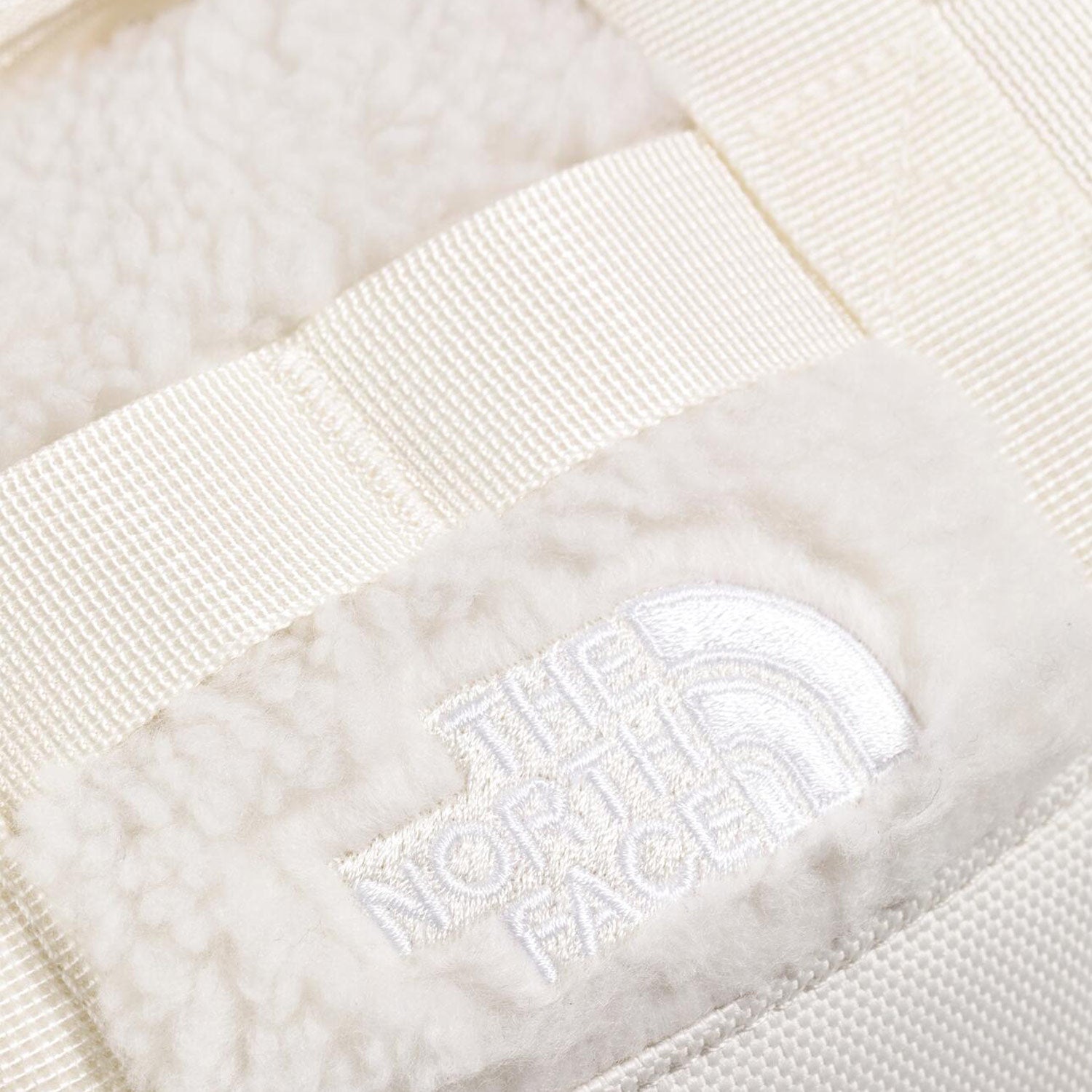 BASE CAMP HIGH PILE MINI | UBO-WHITE