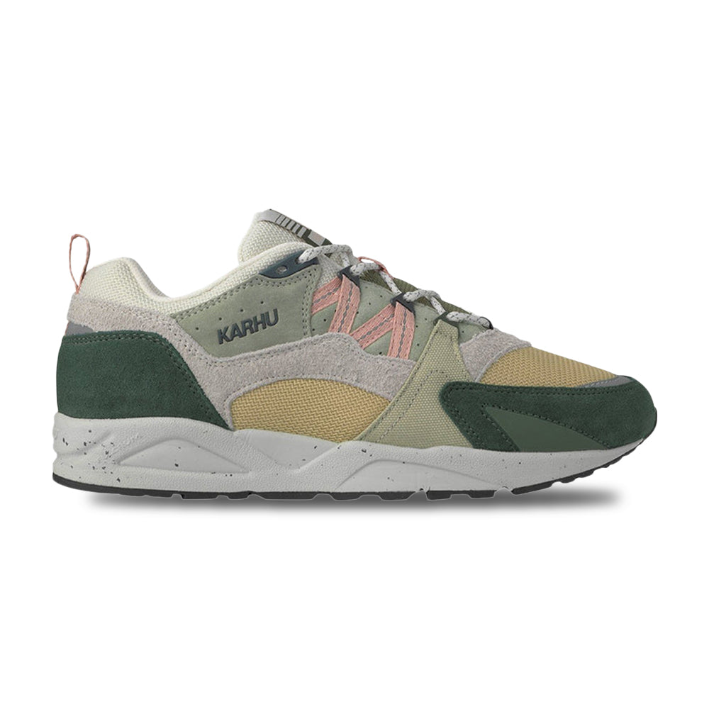 Karhu North America Unisex Fusion 2.0 Sneakers in Green Color