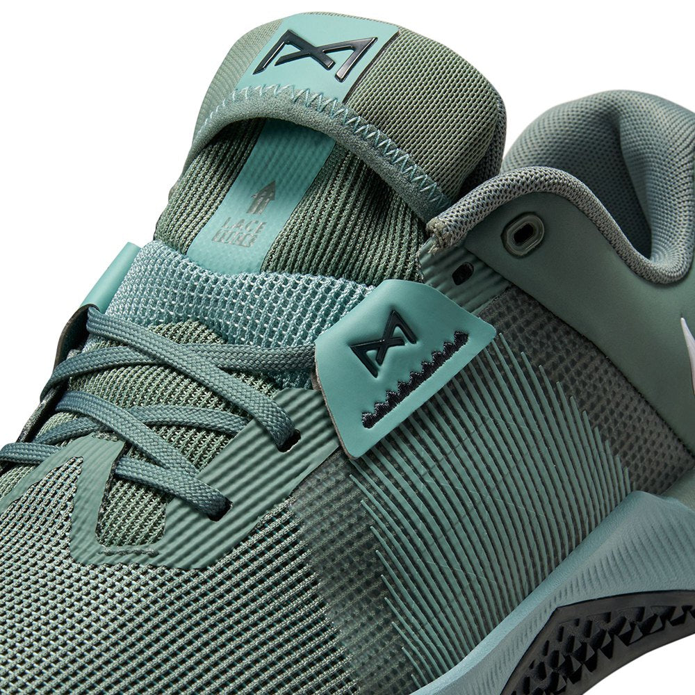 Nike Mens Metcon 10 Fitness Shoes in Green Color